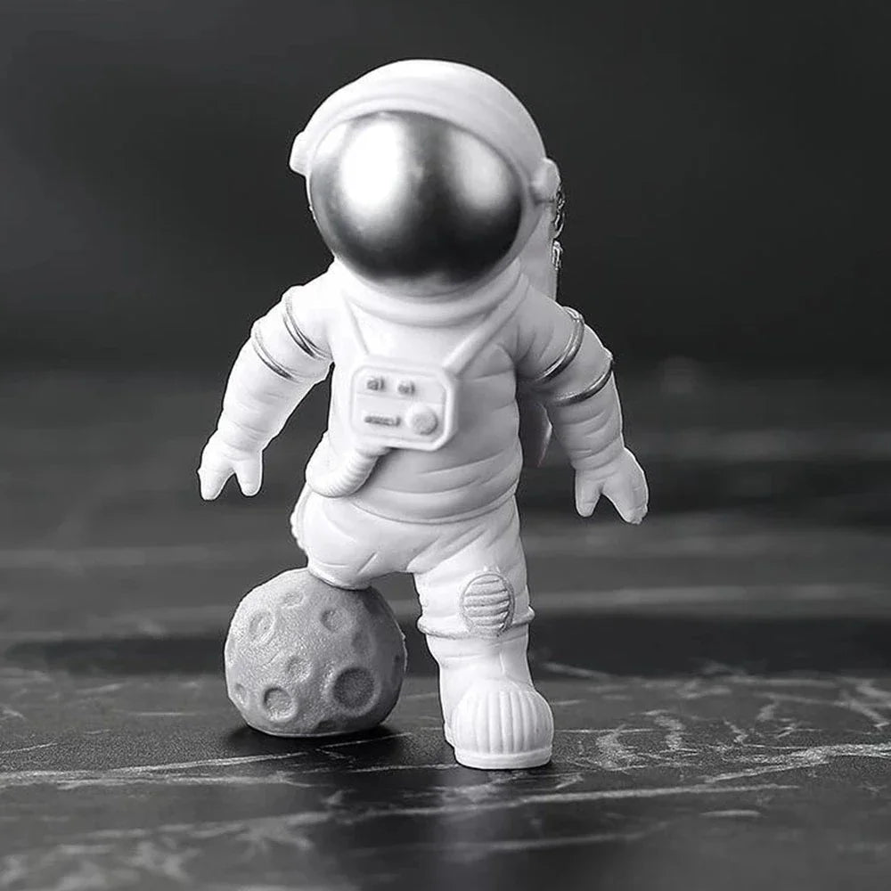 Astronaut Figure Statue 4pcs