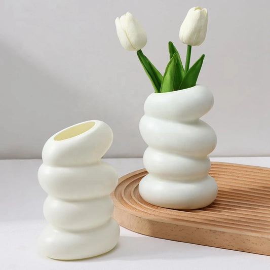 Plastic Spiral White Vase Pot